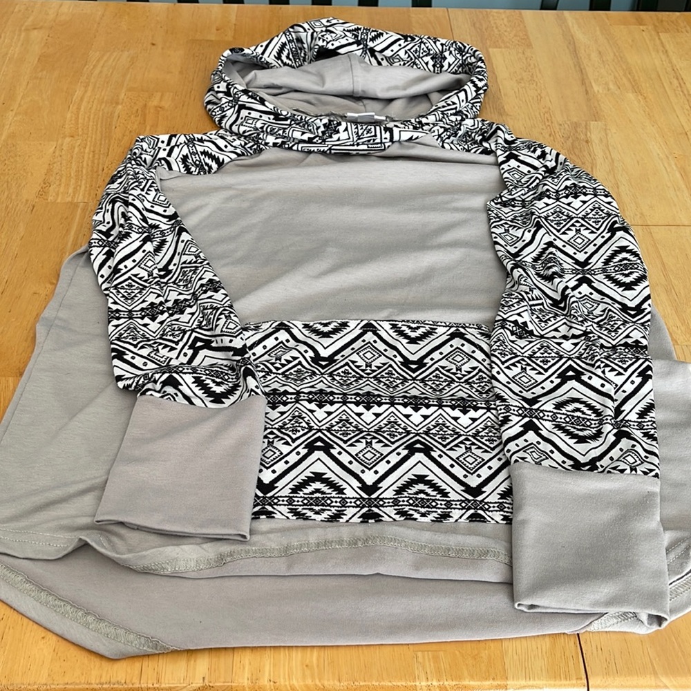 Medium Lularoe Amber